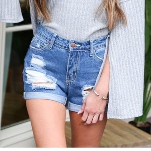 SUPER CUTE DENIM SHORTS
